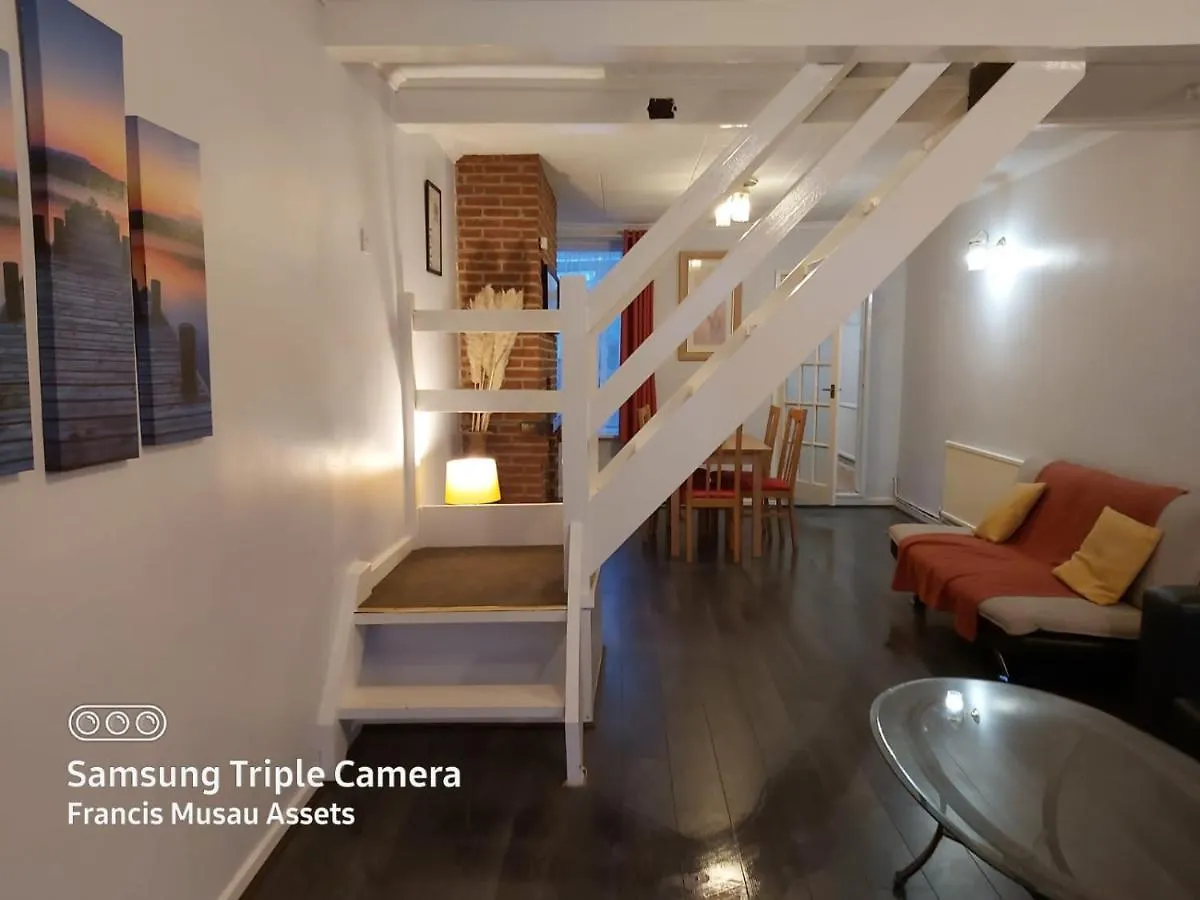 Garden City House - Huku Kwetu Villa Nottingham 0*,  United Kingdom