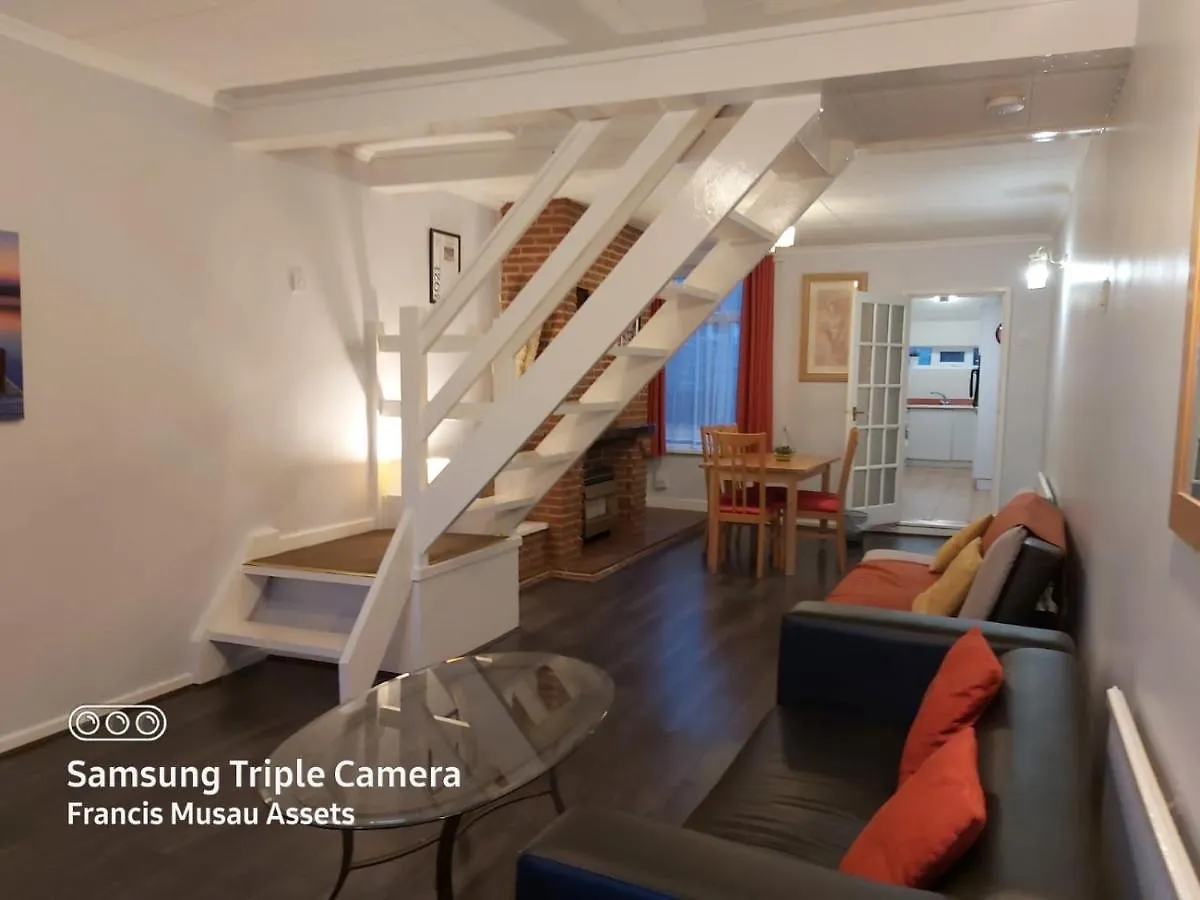 Garden City House - Huku Kwetu Villa Nottingham United Kingdom